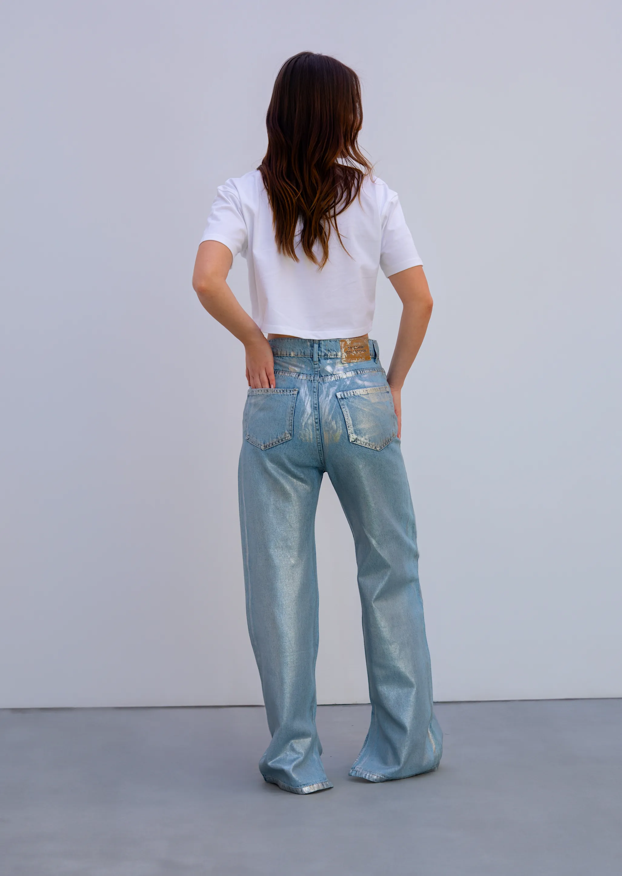 SILVER COATED LIGHT BLUE JEANS
